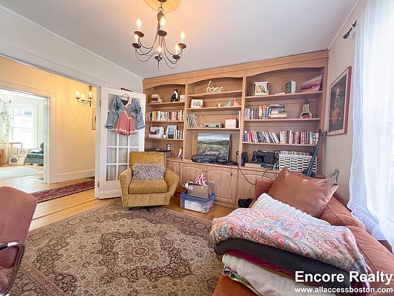 5th image of 9 Kenwood St #3