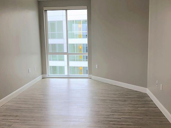 3rd image of 1465 Union St #717