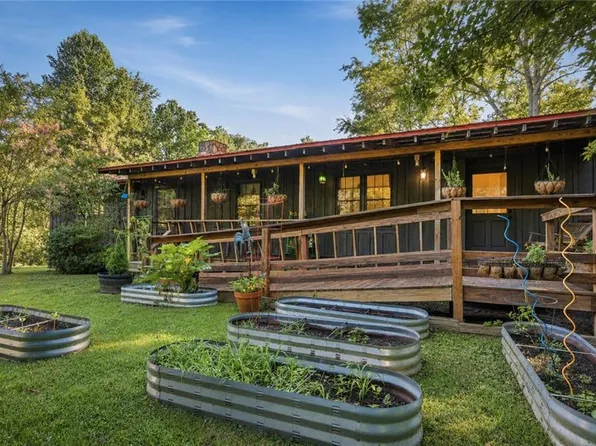 10740 Highway 197 N, Clarkesville, GA 30523