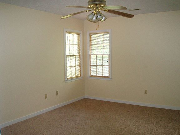 3rd image of 6174 Stockade Dr