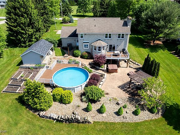 5th image of 9815 Fox Knoll Dr