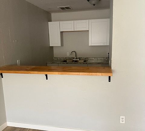 2nd image of 2758 E Wier Ave APT 2