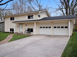 610 E Greenwood Street, Springfield, MO 65807