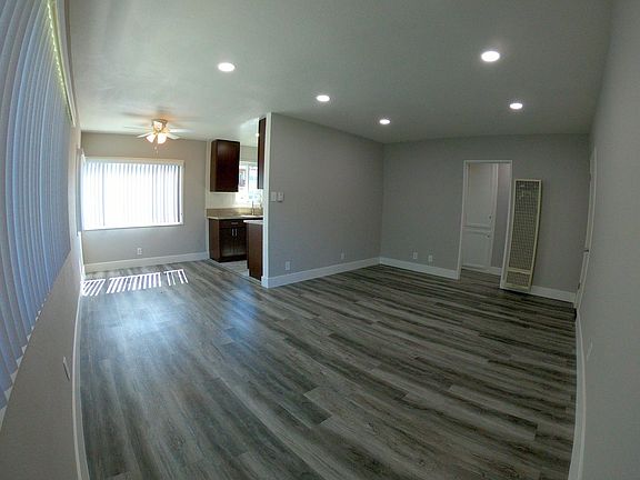 4th image of 2721 Cabrillo Ave APT C