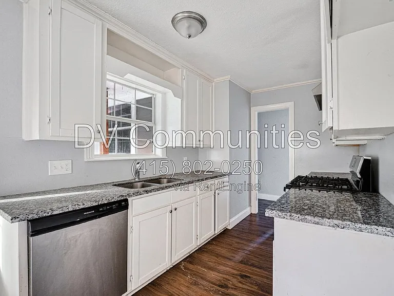 3315 Bond St — Photo 24