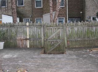 4829 Woods Edge Rd, Virginia Beach, VA 23462