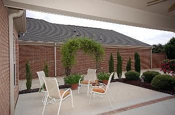 2nd image of 3116 Waterman Dr SE