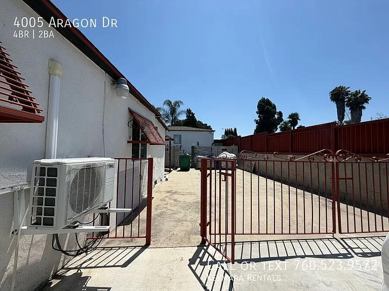 4005 Aragon Dr — Photo 32
