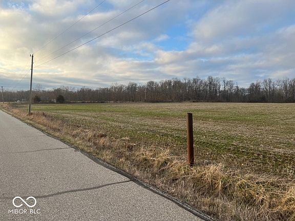 4th image of 5880 S County Road 350 E
