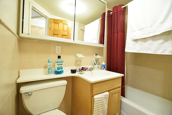 Rented by Guidance Realty Corp. | media 8