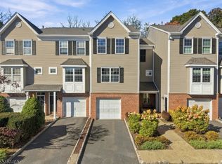 22 Greenbrook Dr #22, Bloomfield, NJ 07003