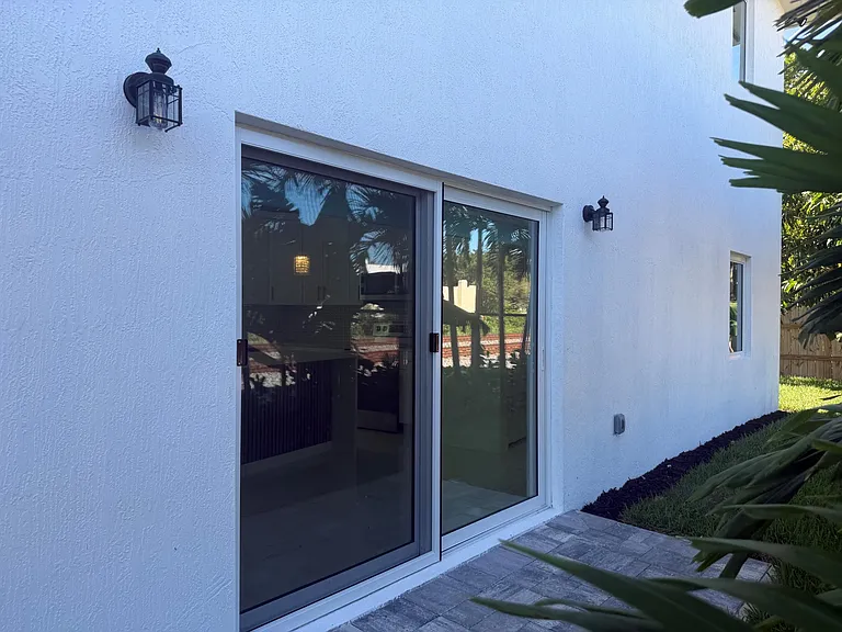 501 El Prado — Photo 6