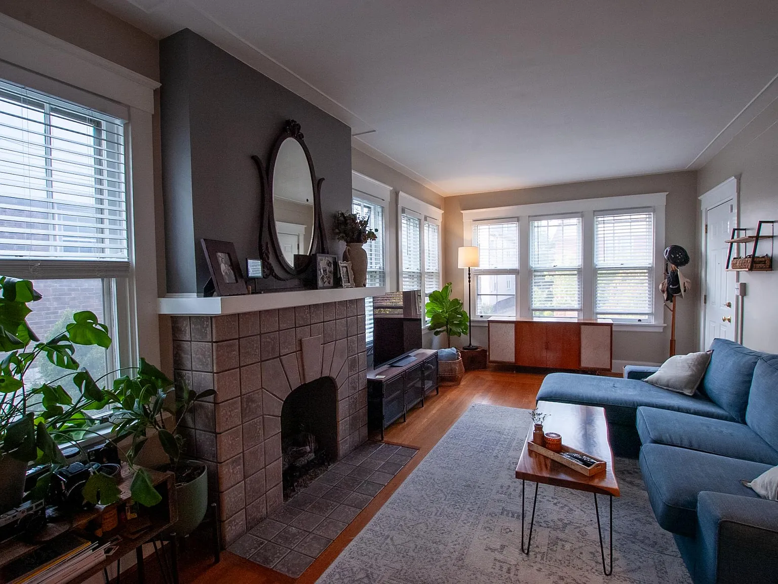 2 bed, 1280 sqft, $1,950 — Photo 3
