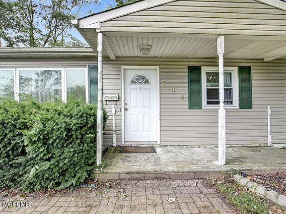 5th image of 406 Chamberlain Street