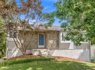 3162 Beaver Creek Dr, Lexington, KY 40517