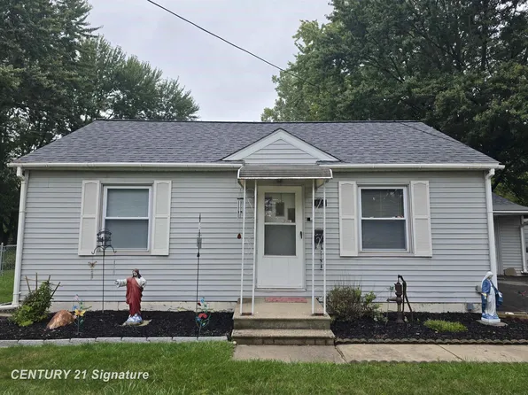 499 Helen St, Mount Morris, MI 48458