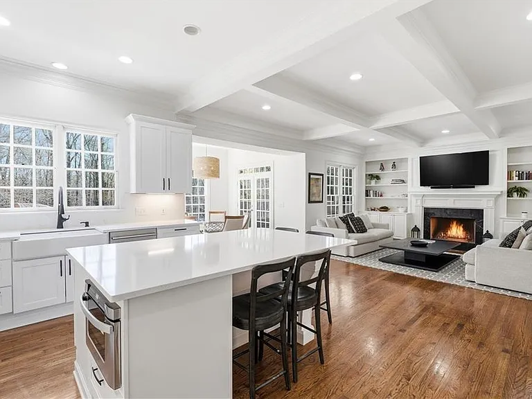 1124 Moores Mill Rd NW — Photo 12