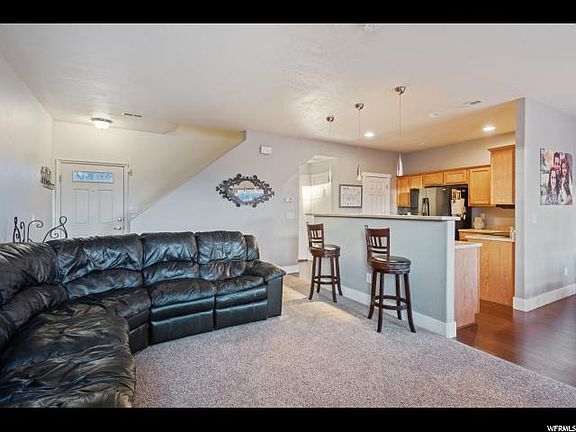 2nd image of 13501 S Mimosa Cir