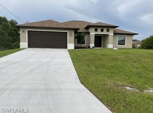 3402 3rd St SW, Lehigh Acres, FL 33976