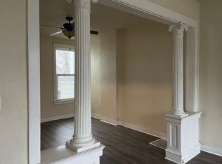 626 W 3rd St, Waterloo, IA 50701