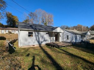 7 Pine St, Lexington, NC 27292