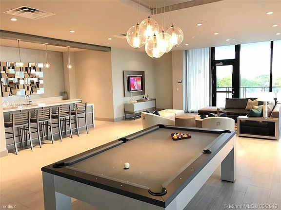 Doral 10