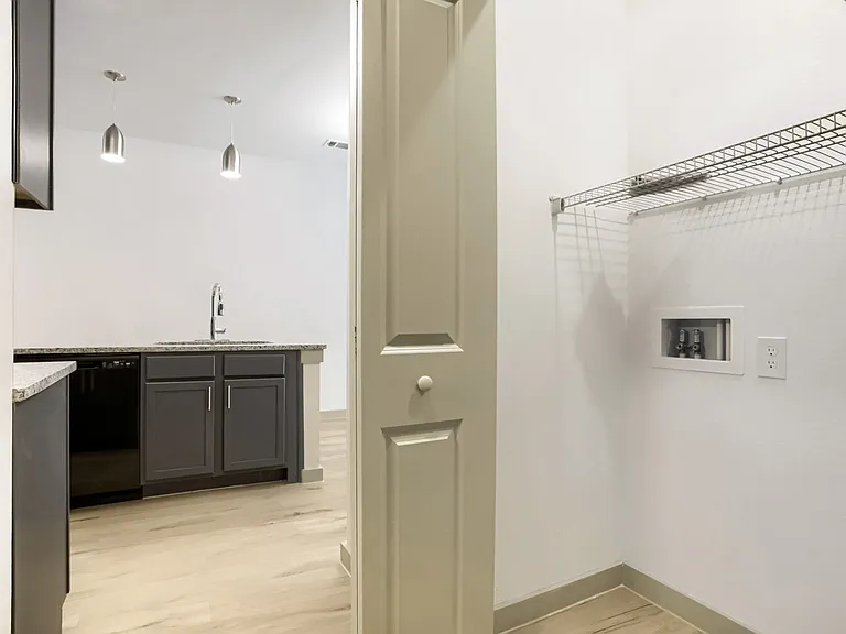 laundry room with washer/dryer hook ups
