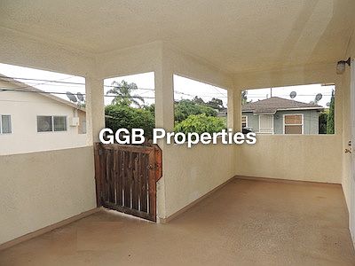 2nd image of 332 Gladys Ave