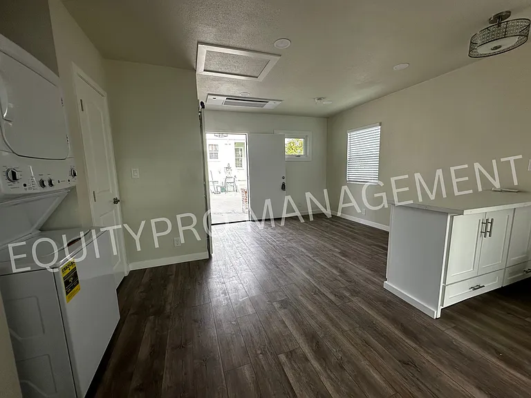 14318 Dittmar Dr — Photo 9