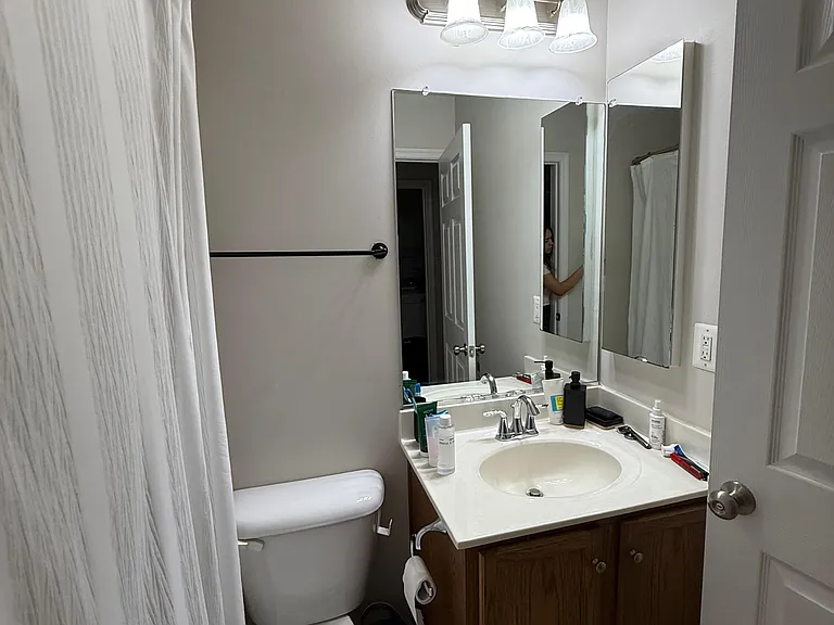327 Daniels Dr — Photo 9