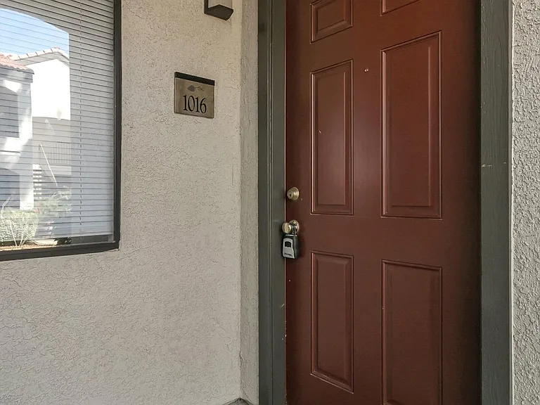 950 Seven Hills Dr #1016 — Photo 25