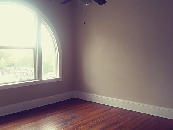 2nd image of 315 E Weber Ave APT 6