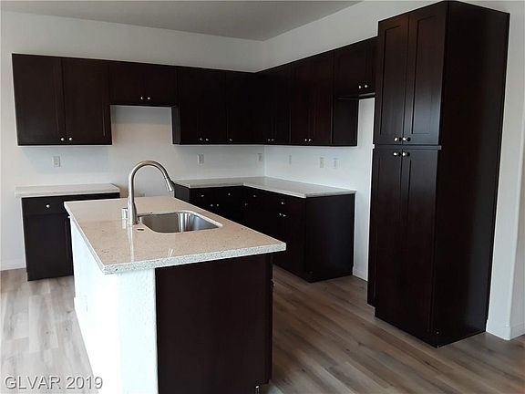 3rd image of 6528 Playa De Carmen Way