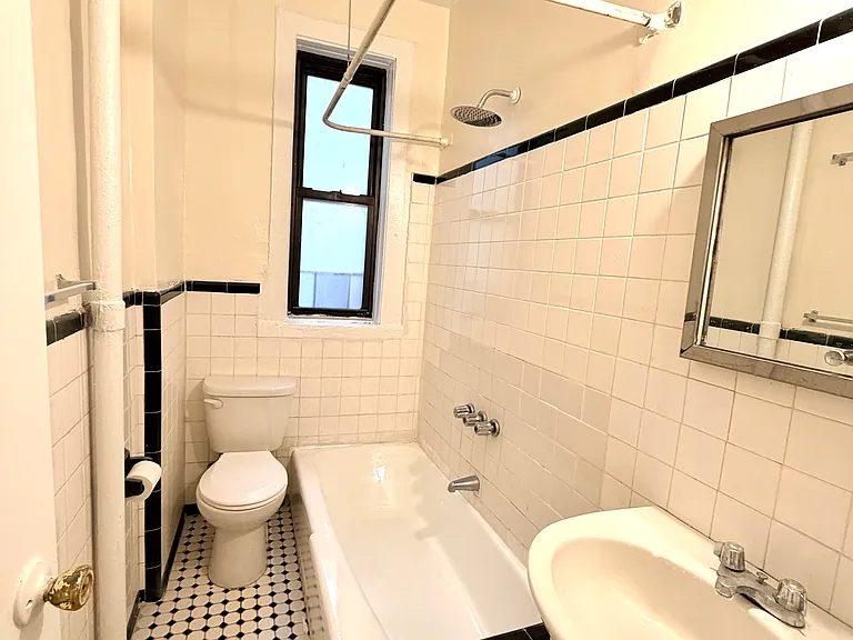 32-38 30th St #2B — Photo 10