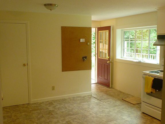 Kitchen to Mudroom