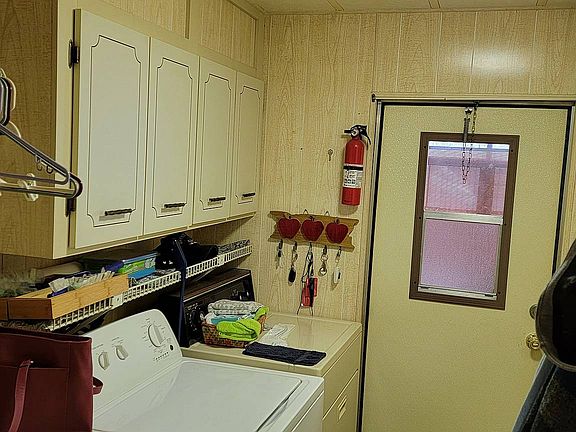 5th image of 8828 Harland Dr