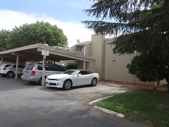 2nd image of 1909 Covillaud St APT 35