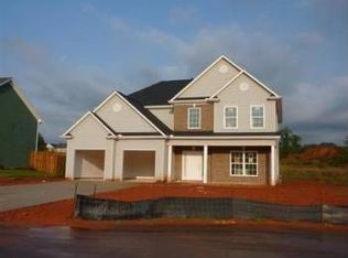 521 Onslow Ct, Boiling Springs, SC 29316