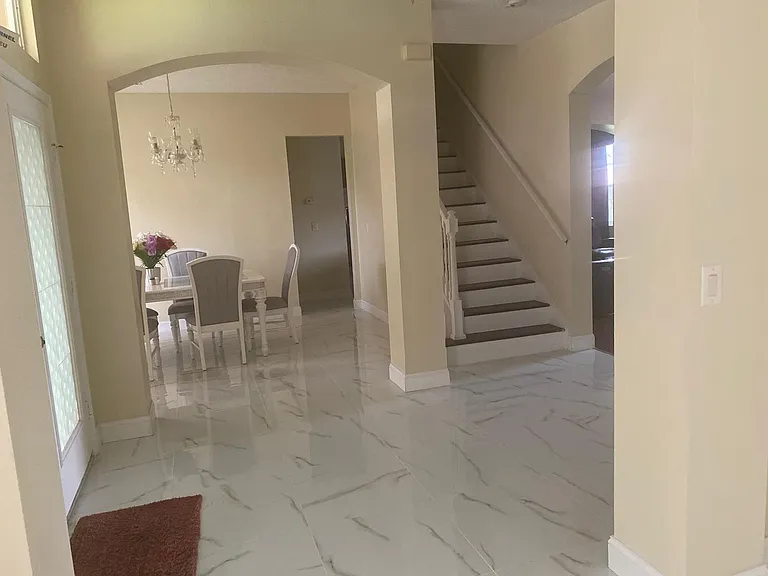 2705 Grapevine Crst — Photo 2