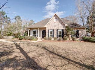 61350 Autumn Ridge Dr, Lacombe, LA 70445