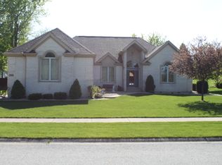 2008 Huppenthal Dr, Schererville, IN 46375