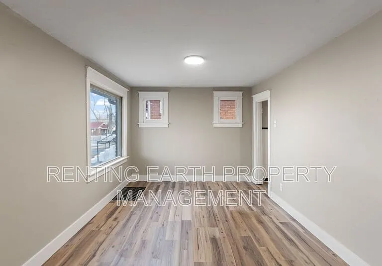 8212 Toddy Ave — Photo 17