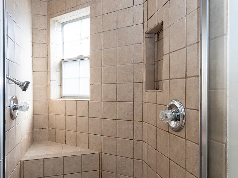 1014 N Gardner St #1015 — Photo 39