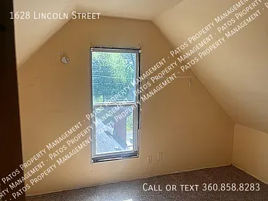 1628 Lincoln St — Photo 8