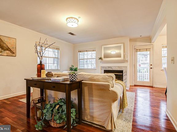 5th image of 5705 Chapman Mill Dr APT 210