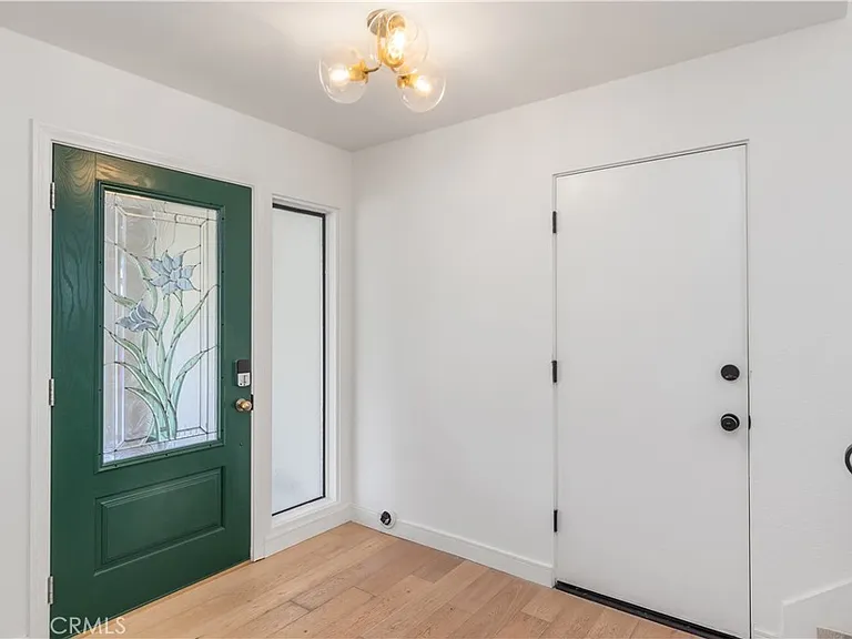 1234 S Westlake Blvd — Photo 2