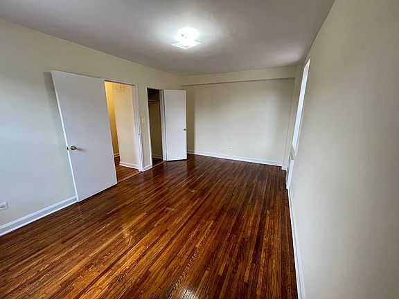 3rd image of 87-10 37th Ave #314