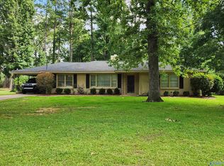 1219 Alcott Rd, Gadsden, AL 35901