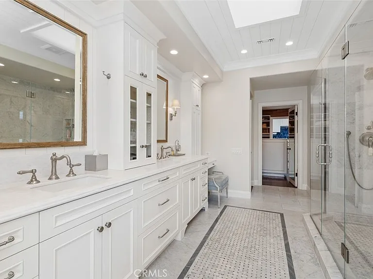 2431 Bayshore Dr — Photo 26