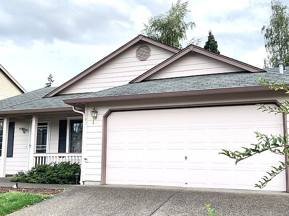 2nd image of 2205 NE 106th St
